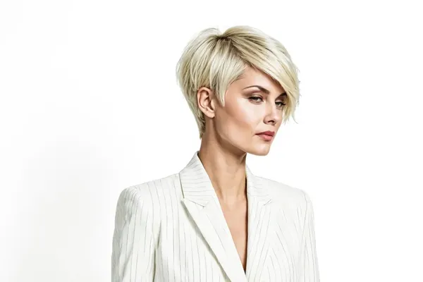 Pixie bob haircut with textured layers